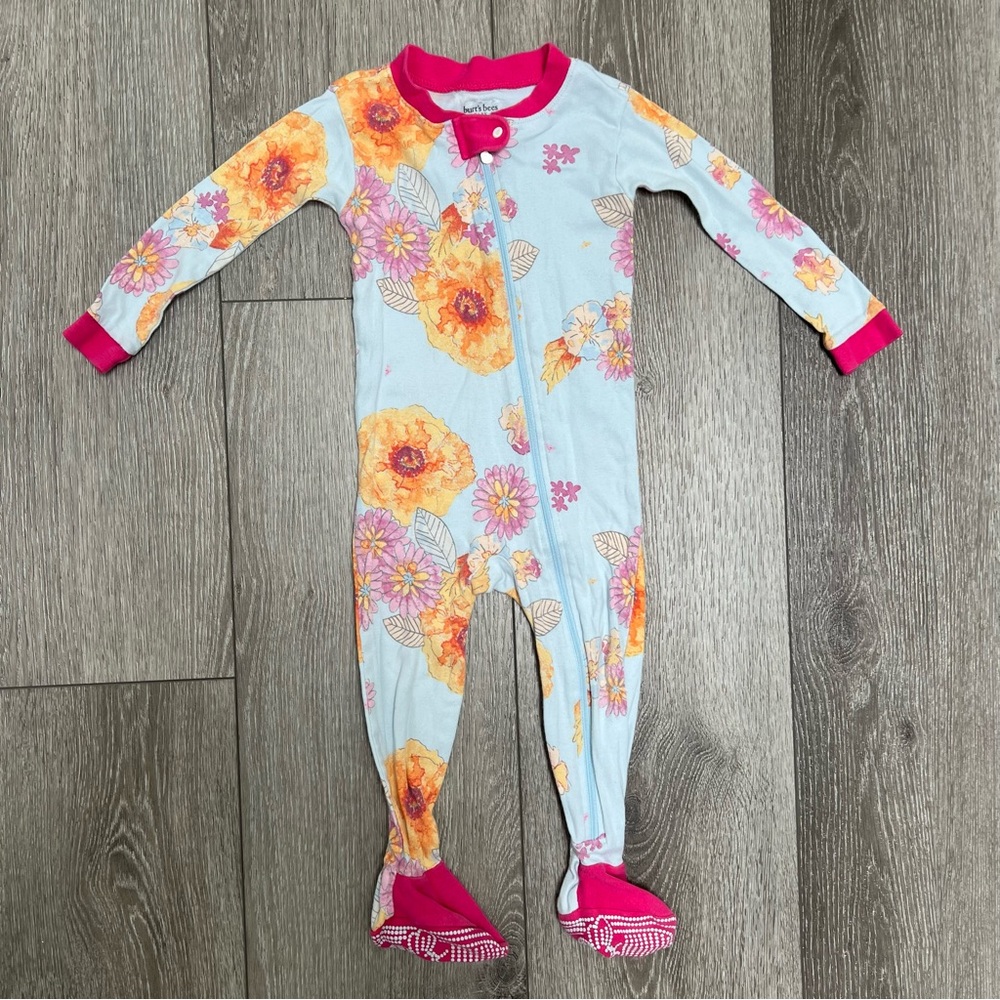 BURTS BEES ZIP UP LONG SLEEVE FOOTED SLEEPER FLORAL 18MO